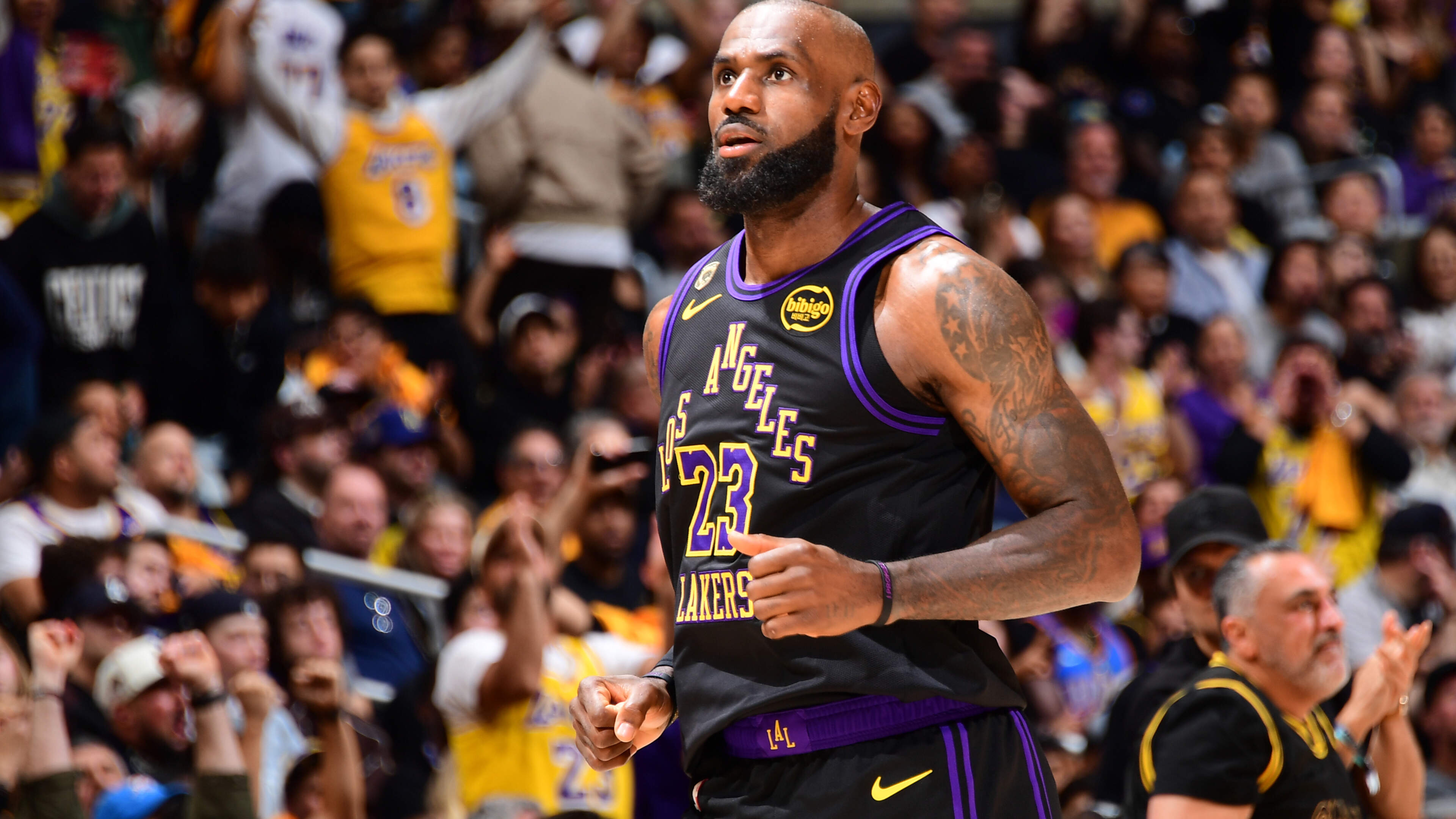 In Philadelphia spelen, maar in New York wonen en met de helikopter op en neer vliegen: het bizarre woon-werkverkeer van LeBron James